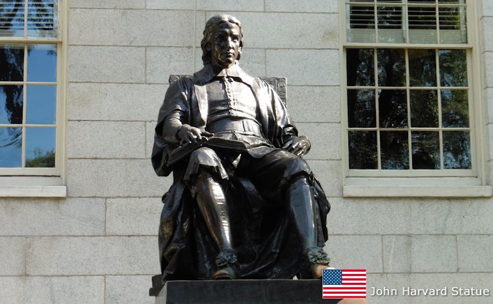 John Harvard Statue