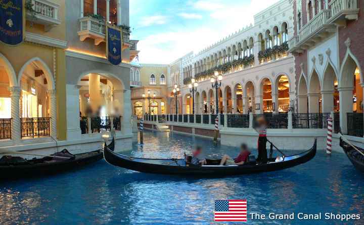 Harrah's Las Vegas Hotel & Casino Tourist Guide