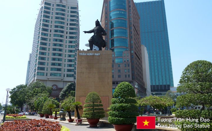 Tượng Trần Hưng Đạo