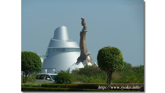 Kannon statue